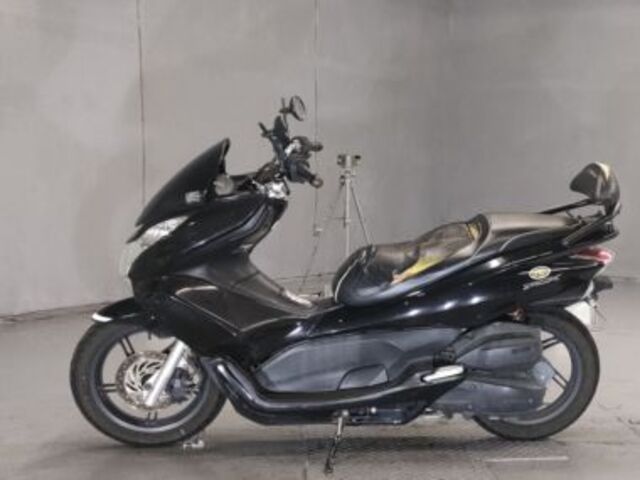 HONDA PCX 125  : Japanese bike and motorcycle export company