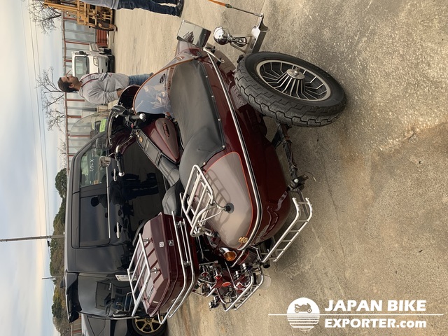 HARLEY-DAVIDSON FLHTC, Classic with Side Car  : Japanese bike and motorcycle export company