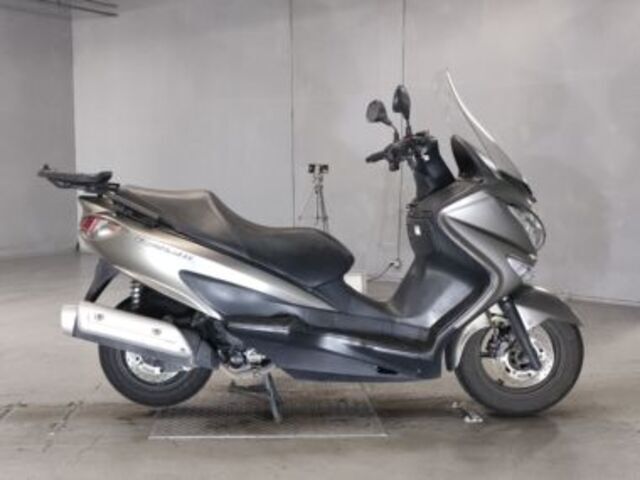 SUZUKI BURGMAN 200